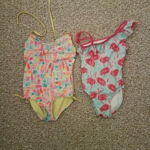 Two GUC girls swimsuits SZ 5/6